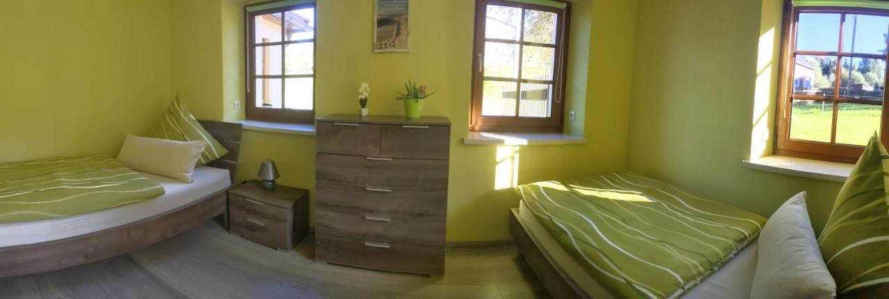 Ferienwohnung Aus-Zeit Auf Dem Lande Bad Gottleuba エクステリア 写真