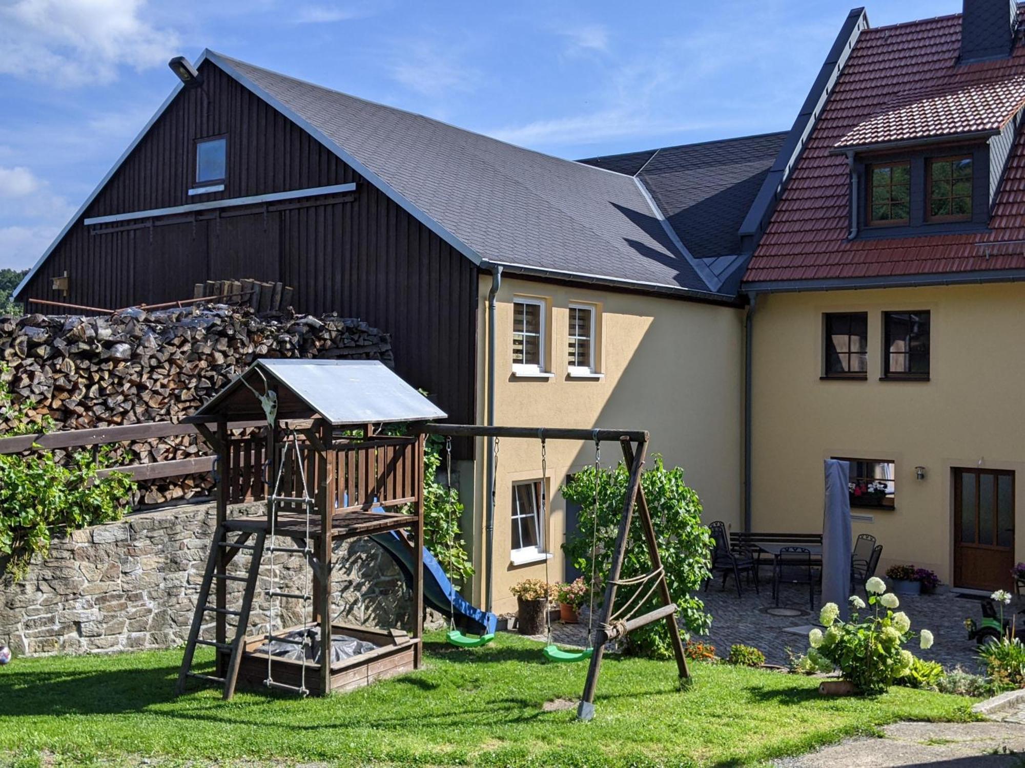 Ferienwohnung Aus-Zeit Auf Dem Lande Bad Gottleuba エクステリア 写真